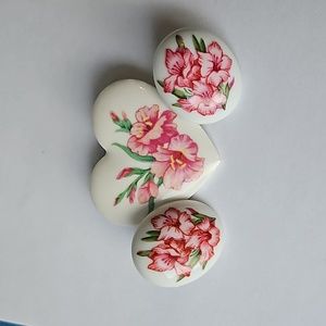 Vintage Avon "Birthday Bouquet" Ceramic Gladiolus Brooch and Stud Earrings Set
